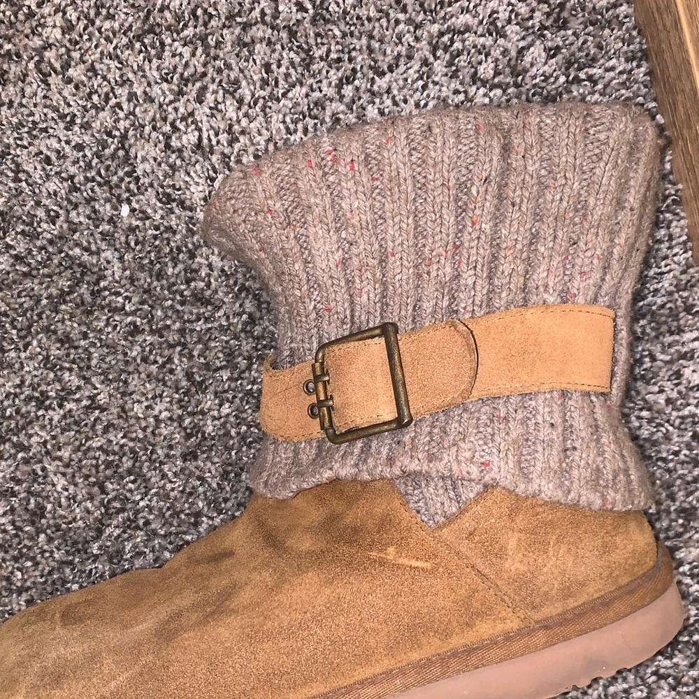 Brown Ugg Boots with Gray Knit Top - Picture 2 of 3